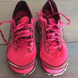 Brooks Pure Cadence Tennis Shoes